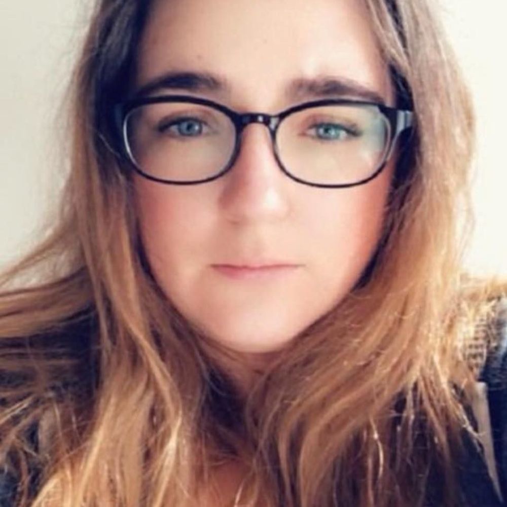 Meet your Posher, April